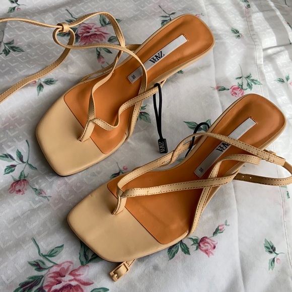 Zara Orange Spring Heels 6 - Picture 3 of 4